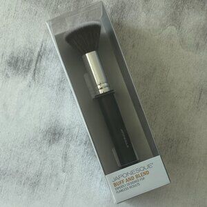 JAPONESQUE Buff & Blend Makeup Brush New in Box